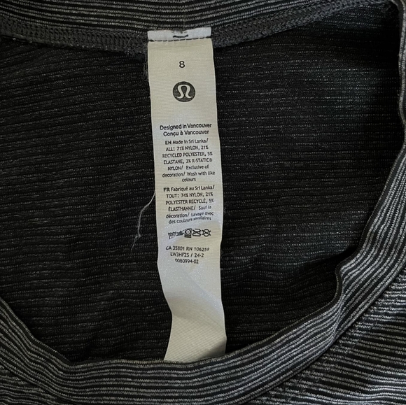 Lululemon Athletica shirts - Picture 4 of 4